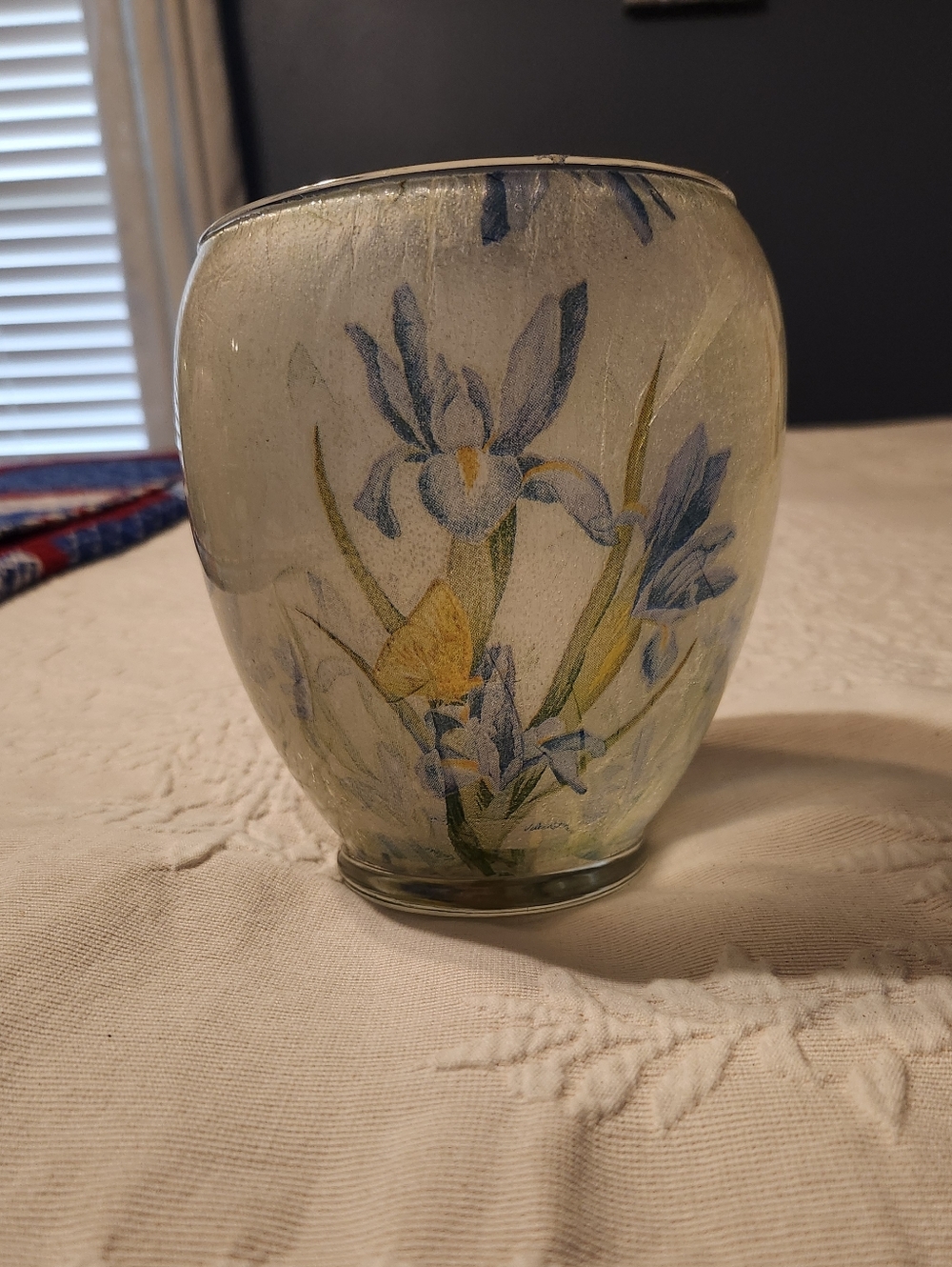 Romance Light Floral Glass Vase with Blue Iris and Yellow Butterfly
